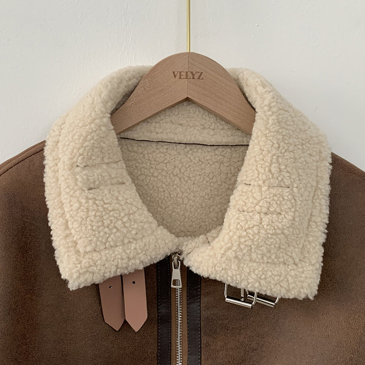 따뜻 스웨이드 크롭 버클 하이넥 무스탕 퍼카라 뽀글이자켓 세무 점퍼