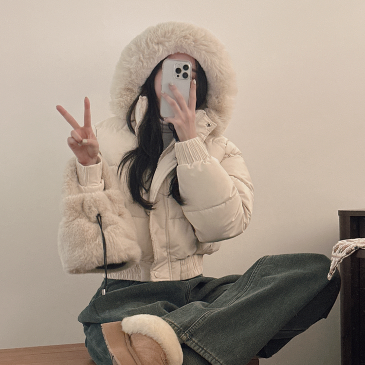 ファーフードショートダウン｜ダウン｜韓国ファッション通販 SONA