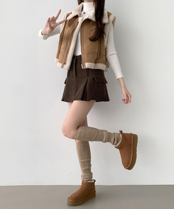 전체 양털기모 하이넥 버클 무스탕 조끼 베스트 브라운