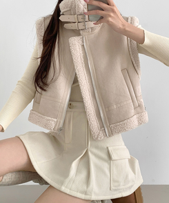 전체 양털기모 하이넥 버클 무스탕 조끼 베스트 화이트