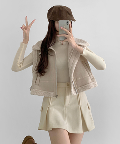 전체 양털기모 하이넥 버클 무스탕 조끼 베스트 화이트