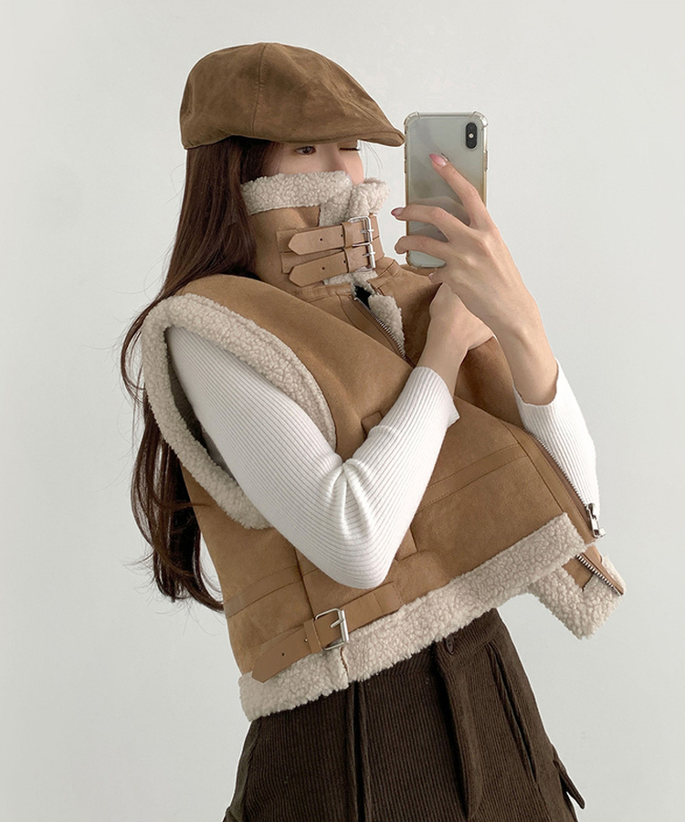 전체 양털기모 하이넥 버클 무스탕 조끼 베스트 브라운