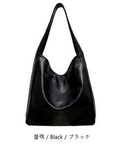 ナイトレザーショルダービッグバッグ