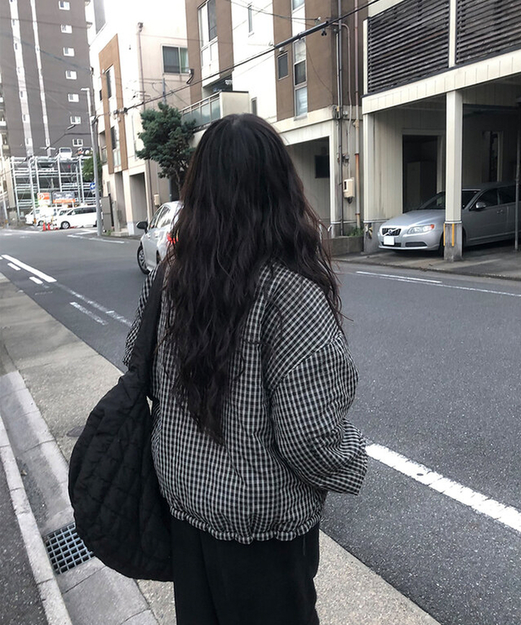 포엔 리버시블 체크 양털 뽀글이 패딩