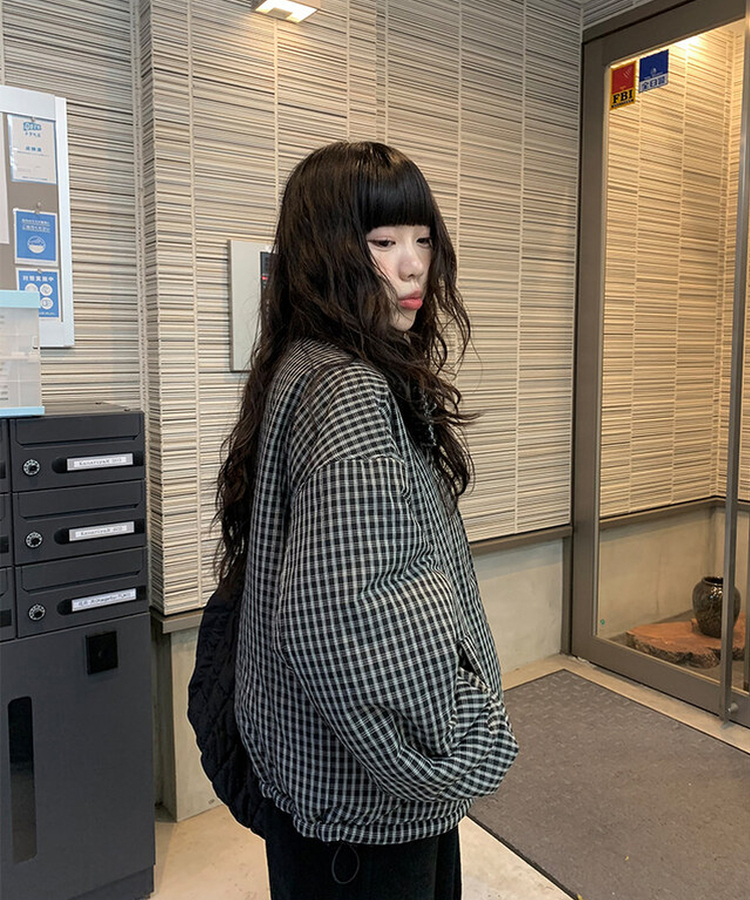 포엔 리버시블 체크 양털 뽀글이 패딩