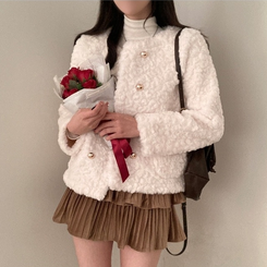 원더랜드 더블 금장 버튼 뽀글이 논카라 퍼 자켓 화이트