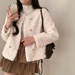 원더랜드 더블 금장 버튼 뽀글이 논카라 퍼 자켓 화이트