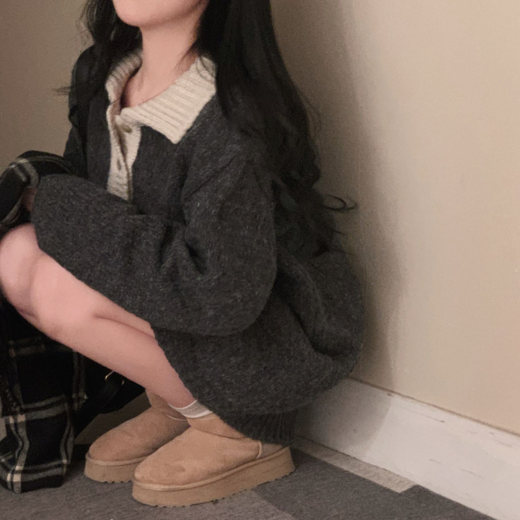 クリーミーバイカラーカラーニットワンピース｜ミニワンピース