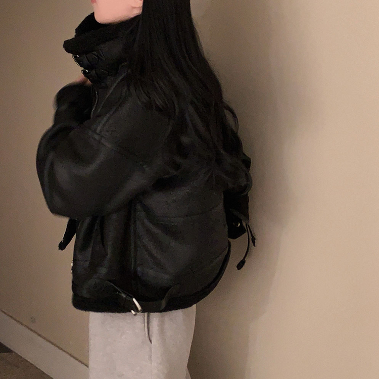 무스탕 종결 털빠짐 없는 하이퀄리티 오버핏 레더 양털 무스탕