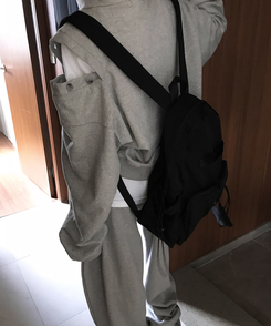 バックバッグ・スクールバッグ ツーポケットデイリールーズバックパック BLACK