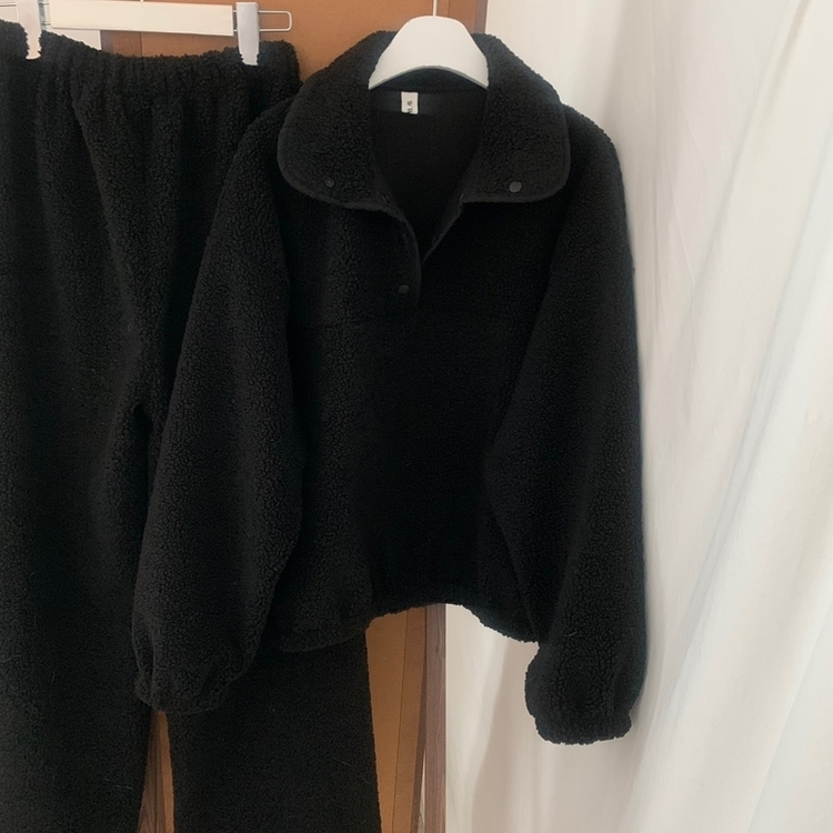 【SET】ボアフリースベアニット ストリングロングパンツ