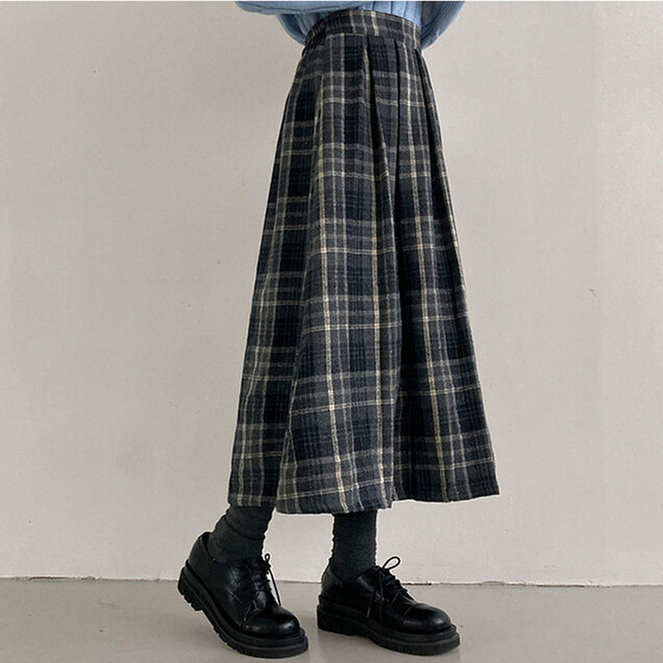 모아 도톰 뒷밴딩 체크 플리츠 롱 스커트 네이비