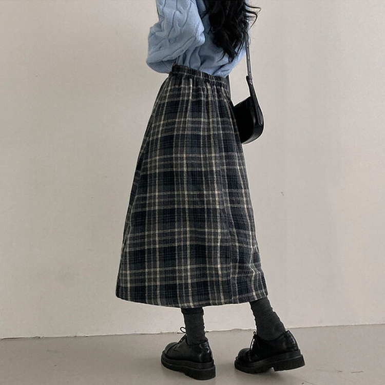 모아 도톰 뒷밴딩 체크 플리츠 롱 스커트 네이비