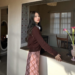 【whiplumXSONA 初コラボ！】 ウール100%ラウンドネック羊毛カーディガン BROWN