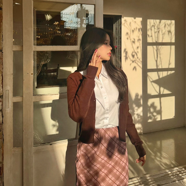 【whiplumXSONA 初コラボ！】 ウール100%ラウンドネック羊毛カーディガン BROWN