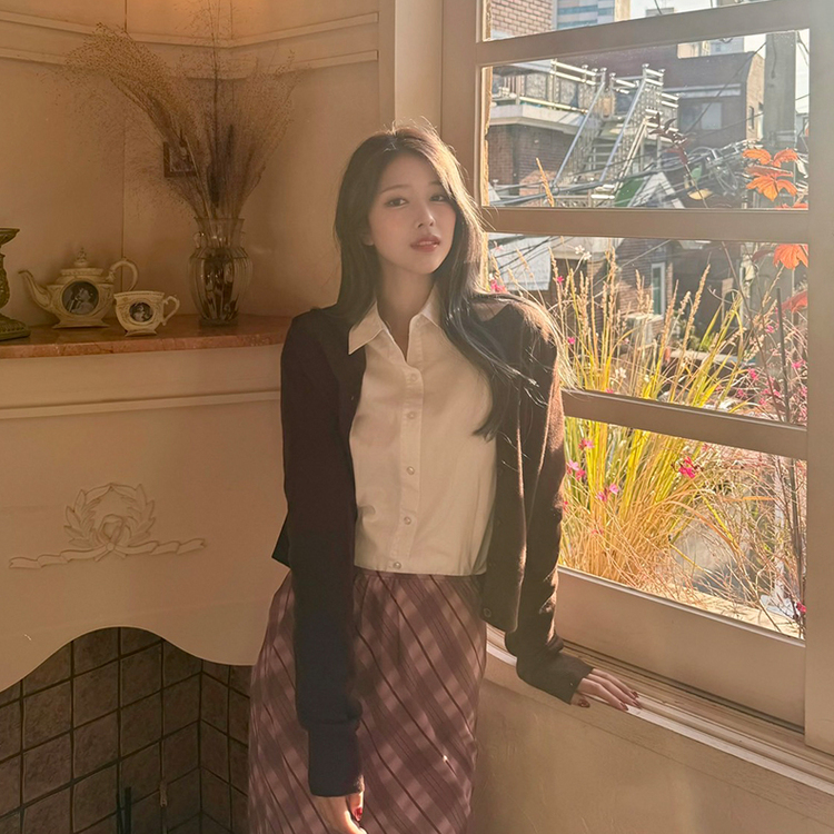 【whiplumXSONA 初コラボ！】 ウール100%ラウンドネック羊毛カーディガン BROWN