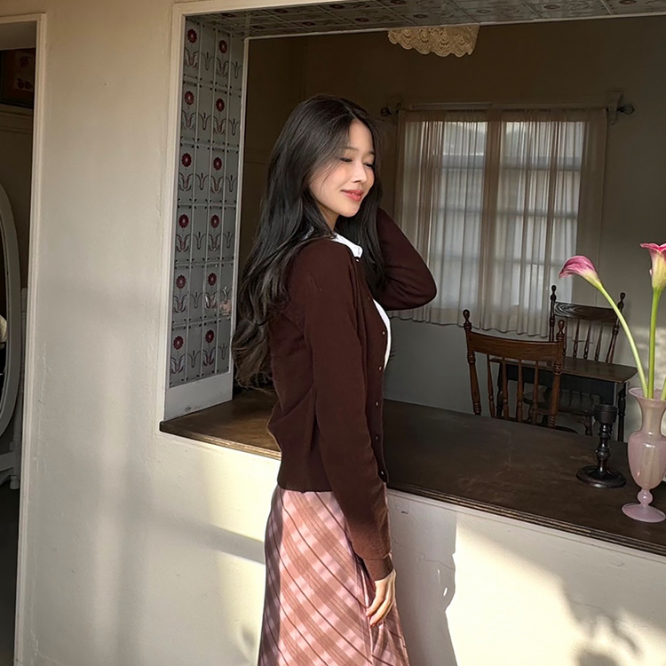 【whiplumXSONA 初コラボ！】 ウール100%ラウンドネック羊毛カーディガン BROWN