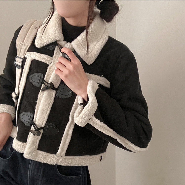 베이비 양털 떡볶이 무스탕 자켓 블랙