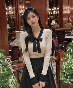 ラウンドネックリボンセミクロップニット BEIGE