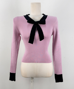 ラウンドネックリボンセミクロップニット