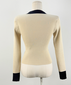 ラウンドネックリボンセミクロップニット