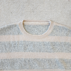 ストライプベーシックラウンドニット