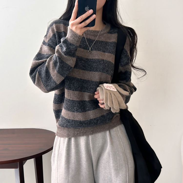 ストライプベーシックラウンドニット CHESTNUT BROWN