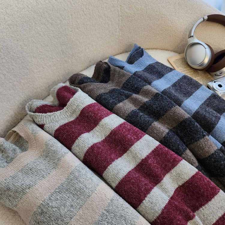 ストライプベーシックラウンドニット