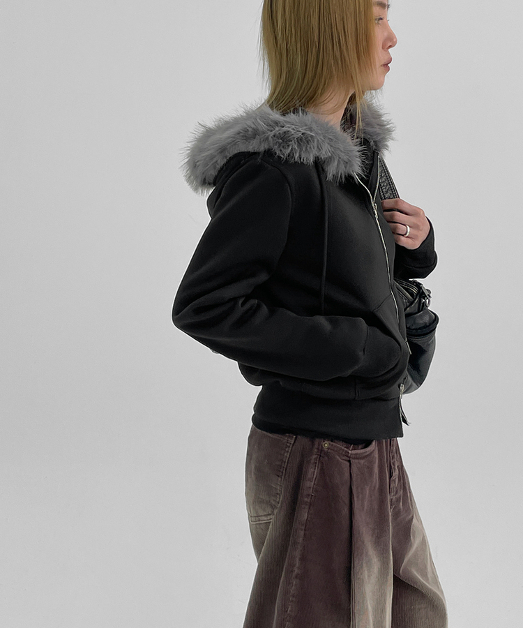 ファージップフーディー　黒　s me+em select（ミームセレクト）の「【 3color 】ファーフード