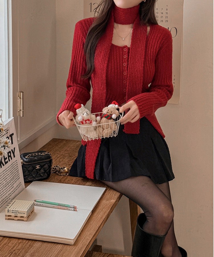 【マフラー付き】Uネックボタンスリットウールニットカーディガン RED