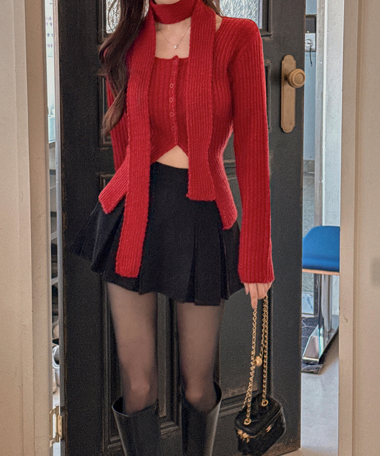 【マフラー付き】Uネックボタンスリットウールニットカーディガン RED