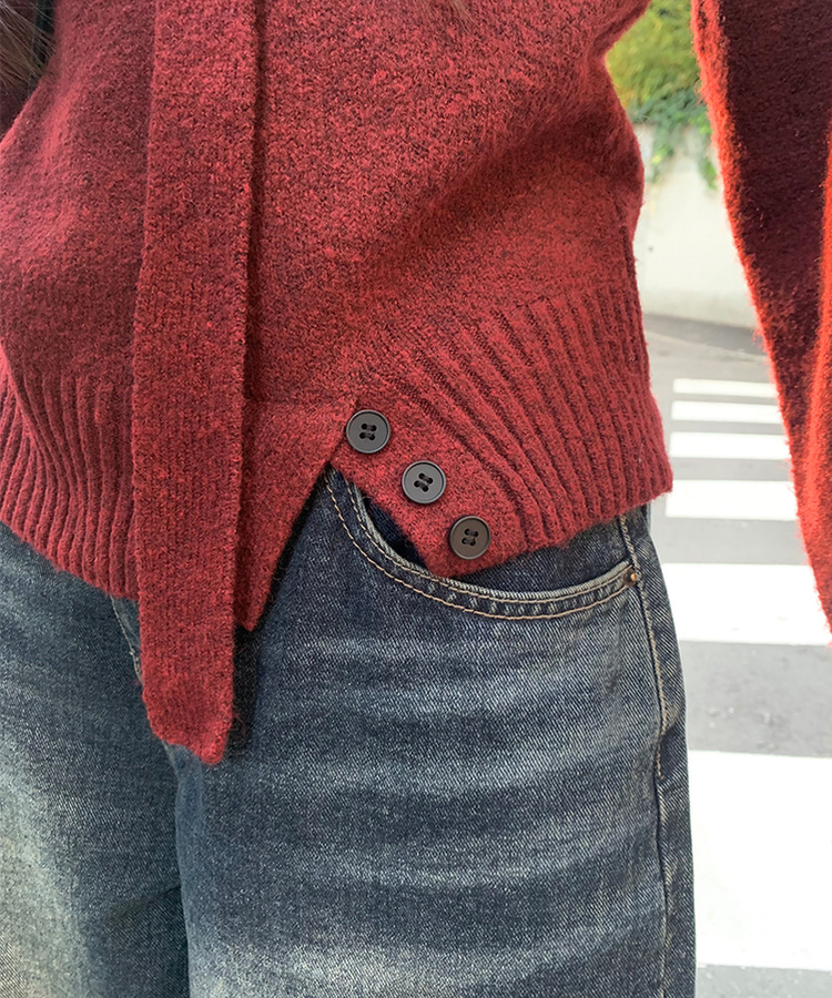 【マフラー付き】トーンズオフボタンニット RED