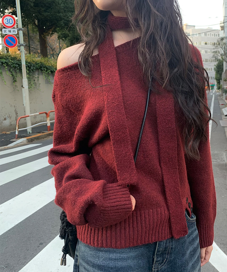 【マフラー付き】トーンズオフボタンニット RED