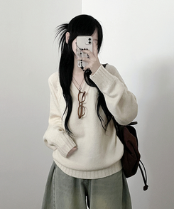 도톰프리나그랑브이넥긴팔니트 아이