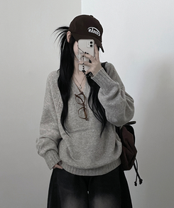 도톰프리나그랑브이넥긴팔니트 오트밀