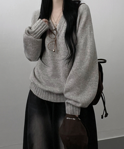 도톰프리나그랑브이넥긴팔니트 오트밀