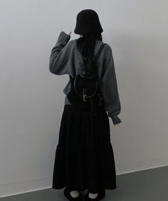 도톰프리나그랑브이넥긴팔니트 차콜