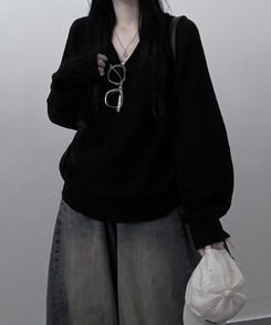 도톰프리나그랑브이넥긴팔니트 검정