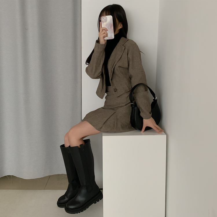 【SET】ボタンカラージャケット＋スカート BEIGE