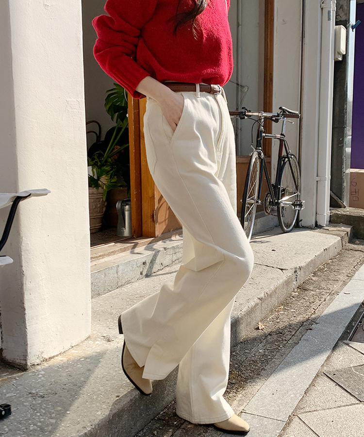 슬릿세미와이드부츠컷P 크림