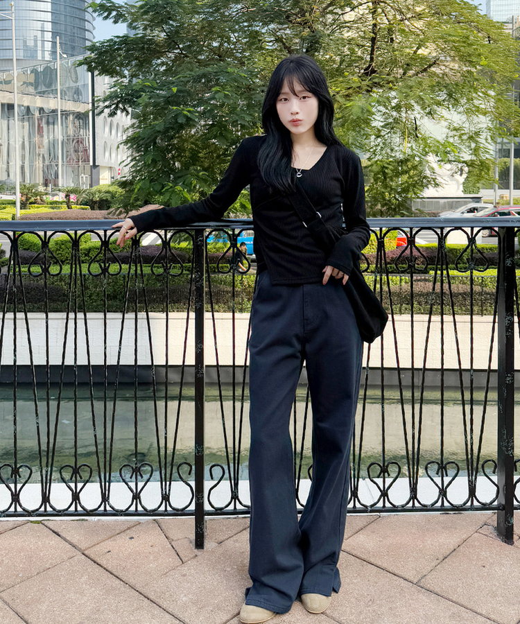 슬릿세미와이드부츠컷P 네이비