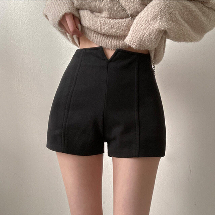 ローブルスリットショートパンツ