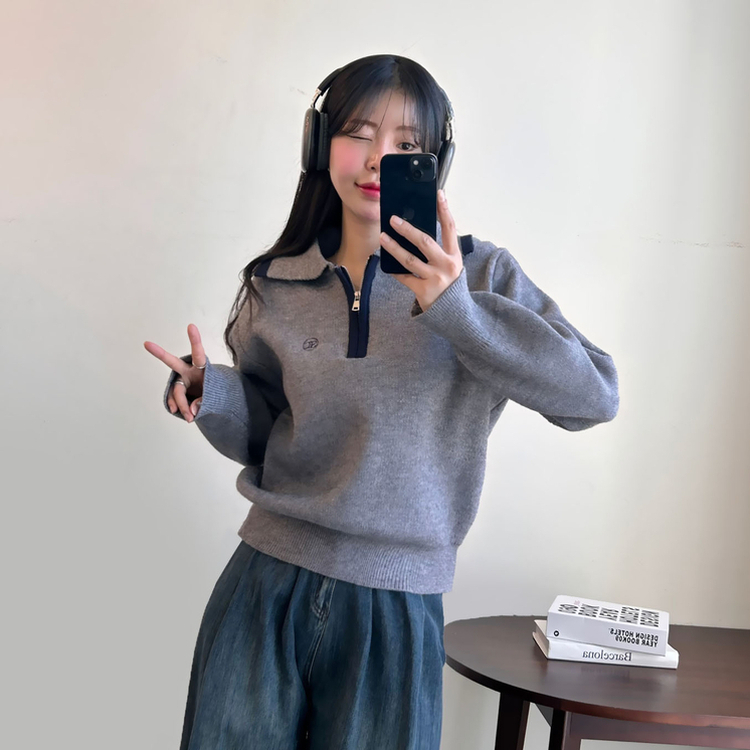 ジップアップ刺繍カラールーズニット