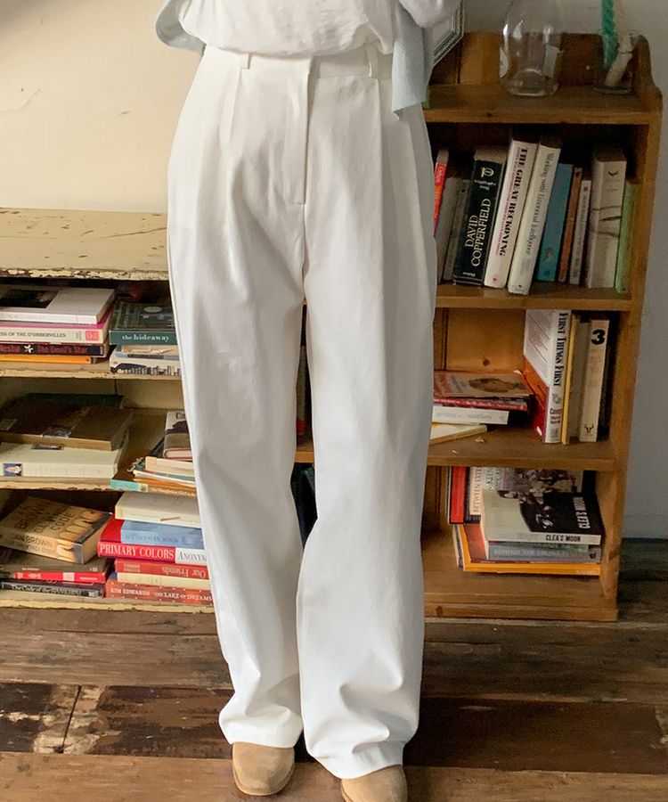 ドッパーコットンピンタックワイドパンツ