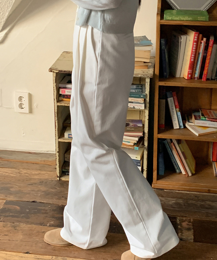 ドッパーコットンピンタックワイドパンツ