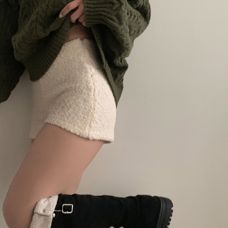 ボアウールショートパンツ