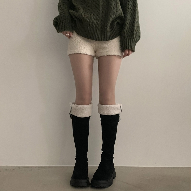 ボアウールショートパンツ