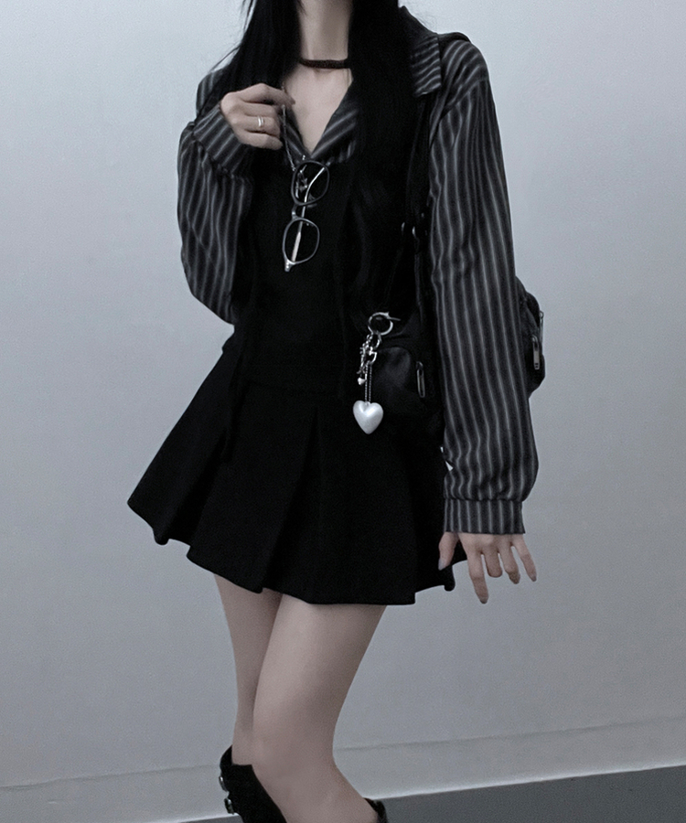 【マフラー付き】ストライプシャツレイヤードトップ CHARCOAL