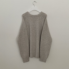 도톰 아방핏 브이넥 래글런 오버핏 긴팔니트 넉넉함보장