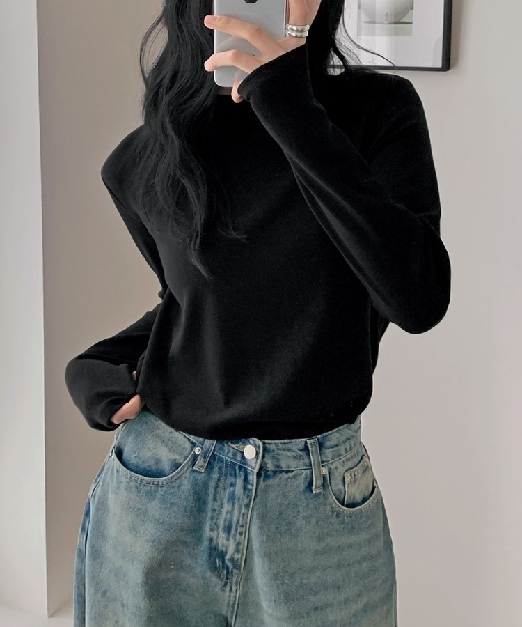 タートルネックもスリムフィットインナーリブTシャツ